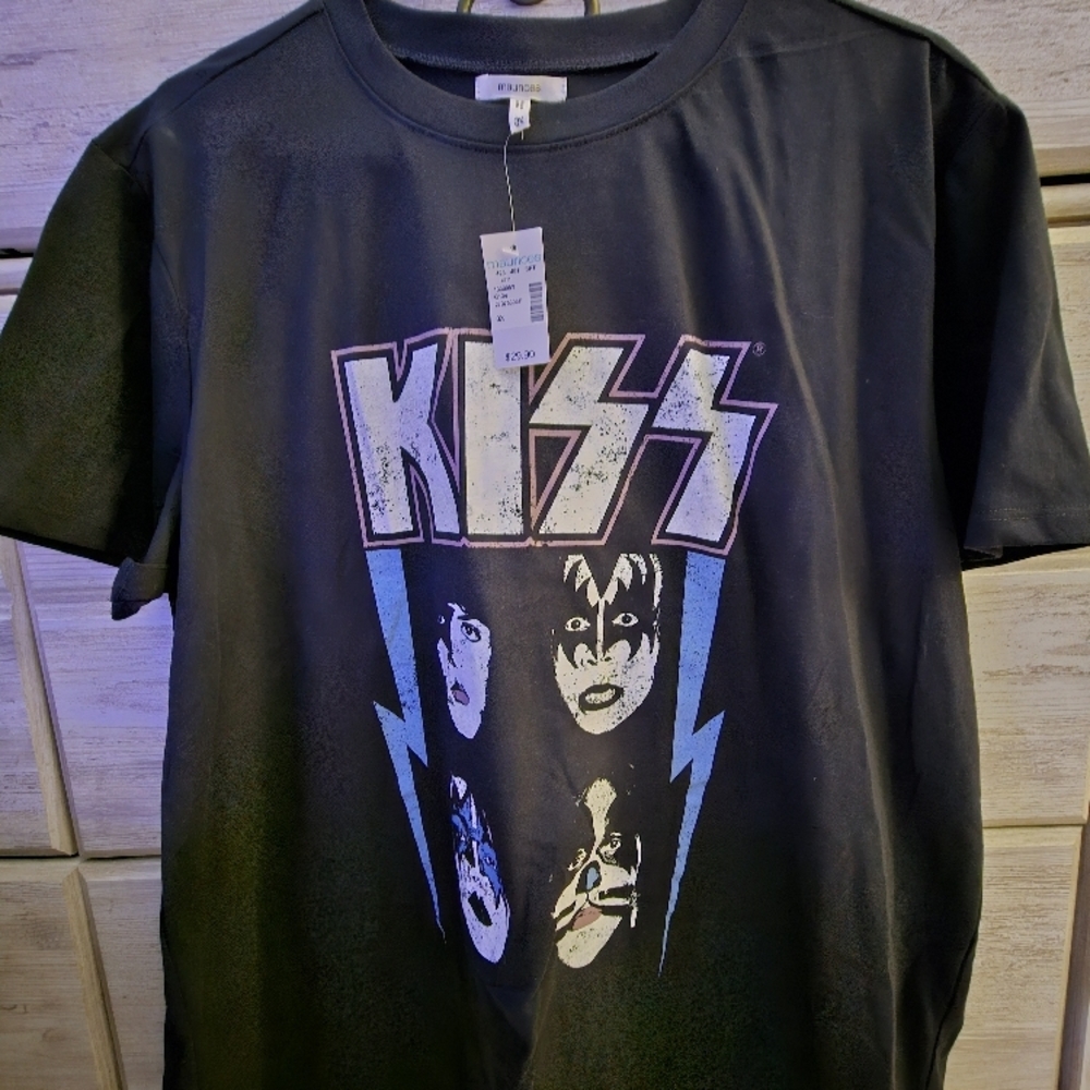 KISS Black Shirt